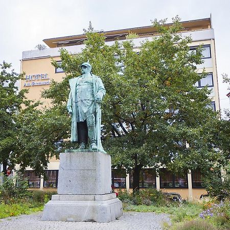 Отель Am Bismarck Мангейм Экстерьер фото